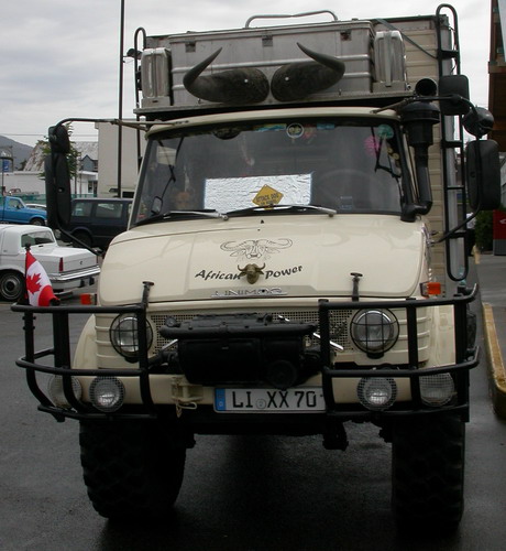 African-themed Unimog